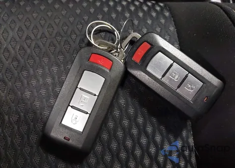 2018 Mitsubishi Outlander Le из США, поврежденный, VIN JA4AZ3A31JZ033066